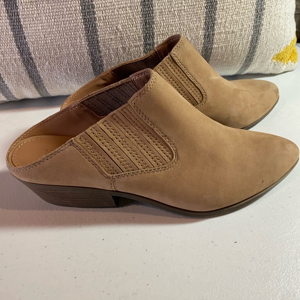 Frye Tan Suede Mule Shoes Women’s Size 8.5